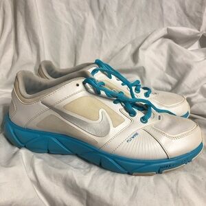 Nike Training Blue white Fly Wire Show sneakers quick fit us 9 Woman’s Running